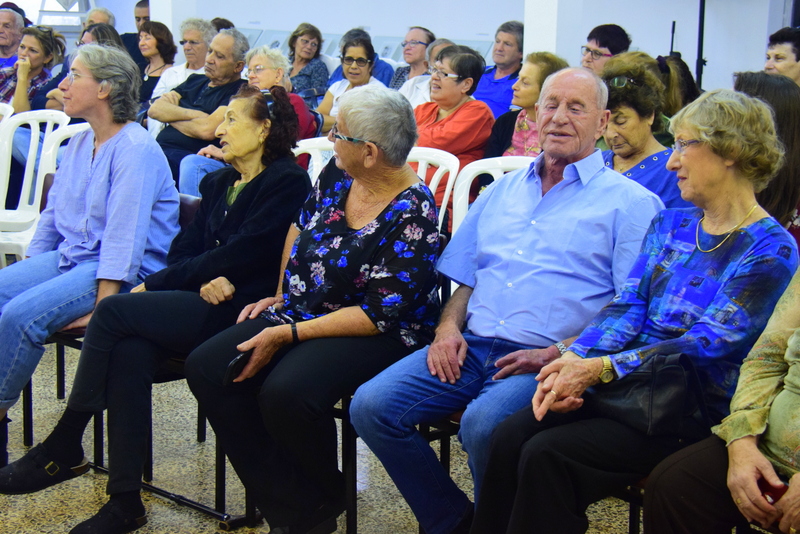 השקת ספר הביכורים של בשמת פרח-פנקס "אדמוות" 30/11/19- 20