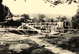 בניית מקלט בזמן מלחמת ההתשה. צילם: אליהו כהן ז"ל